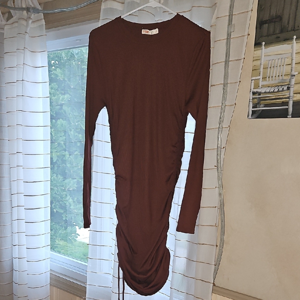NWT Brown Long Sleeve Rutched Dress
